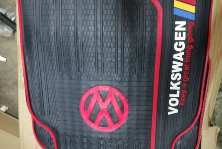 VOLKSWAGEN Branded Car Floor Mats