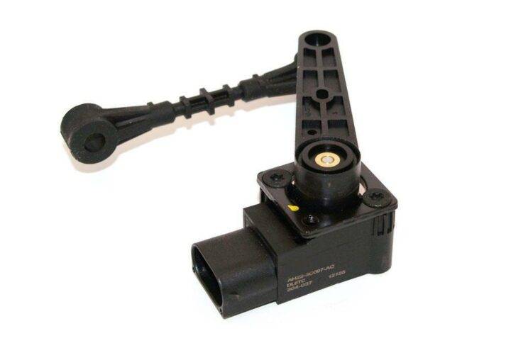 LAND ROVER DISCOVERY 3 FRONT LEFT AIR SUSPENSION HEIGHT SENSOR IN KENYA AT THE BEST PRICE