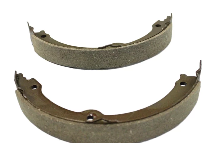 TOYOTA LANDCRUISER 200 SERIES L200 REAR BRAKE LINING SET IN KENYA