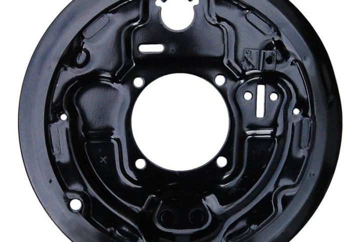 ISUZU D-MAX REAR RHS / LHS BRAKE BACKING PLATE IN KENYA