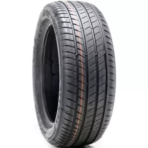 BRIDGESTONE 235/55R19 RUNFLAT TYRES IN KENYA