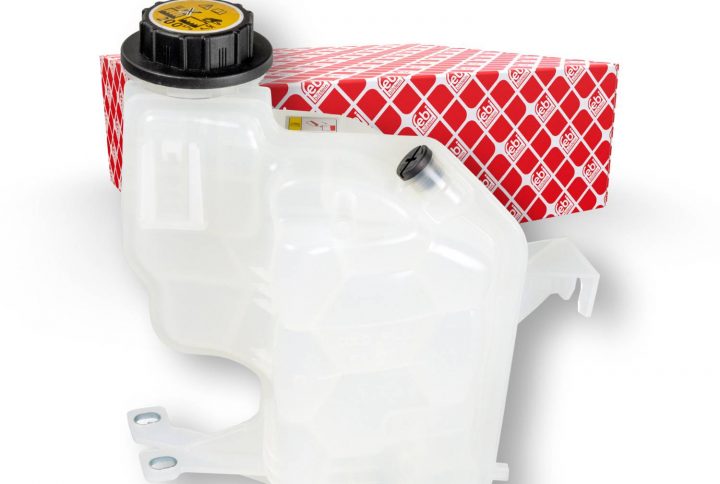 LAND ROVER DISCOVERY 4 COOLANT EXPANSION TANK IN KENYA