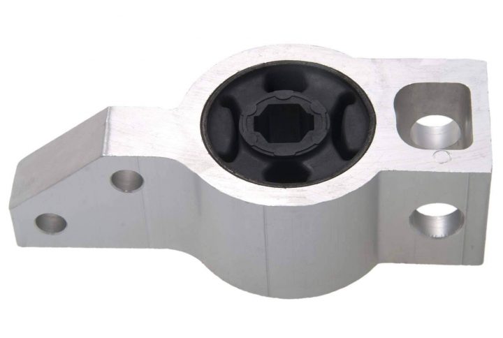 VOLKSWAGEN GOLF / TIGUAN FRONT RHS BIG ARM BUSH ( WITH BRACKET ) IN KENYA