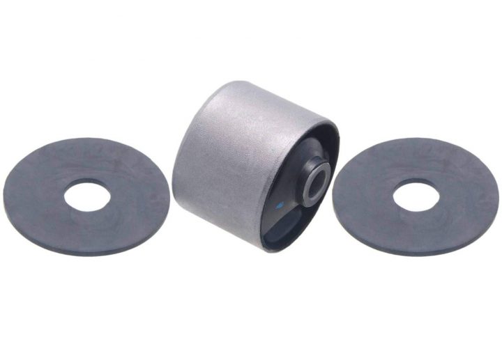 TOYOTA ISIS DIFFERENTIAL MOUNT BUSH IN KENYA