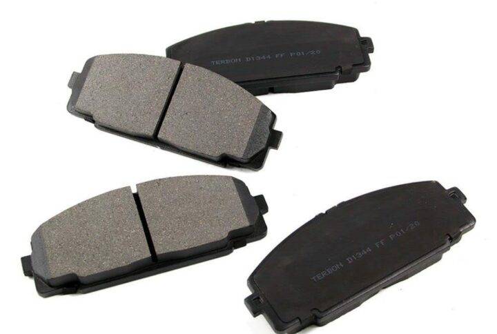 OTOTEQ ( MATATU SPECIAL ) TOYOTA HIACE / DYNA 5L FRONT BRAKE PADS SET PART NO : 04465-25040