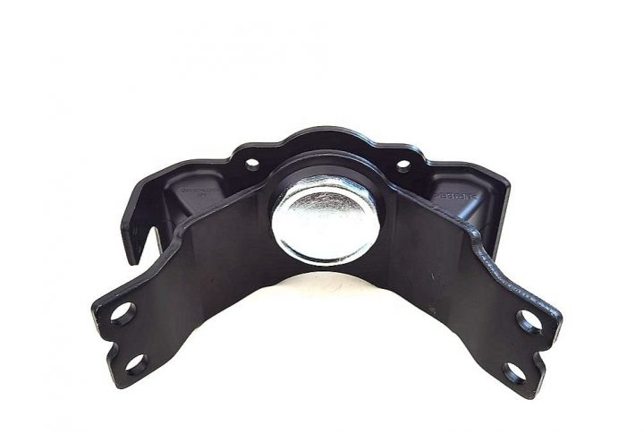 LAND CRUISER PRADO J150 2.7 L 2TR-FE REAR ENGINE MOUNT