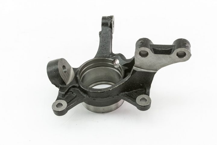 TOYOTA KLUGER L/V ACU20 / MCU20 STEERING KNUCKLE