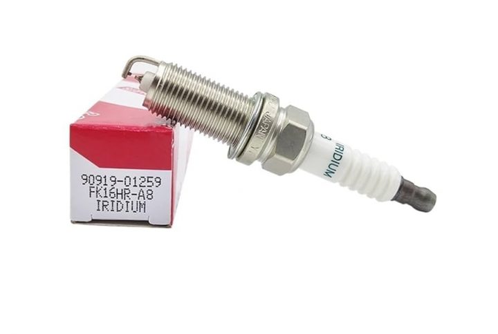 TOYOTA RAV4 HYBRID AVA44 , HARRIER HYBRID AVU65W SPARK