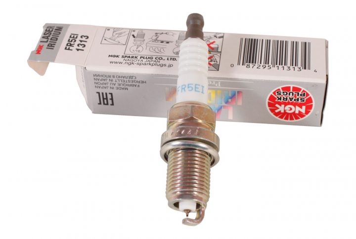 MITSUBISHI OUTLANDER CW5W 2.4 L SPARK PLUG