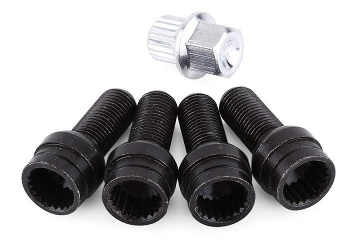 WHEEL NUT