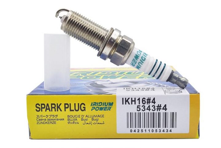 HYUNDAI SANTA FE / KIA SPORTAGE , SORENTO G4KE 2.4 L SPARK PLUG