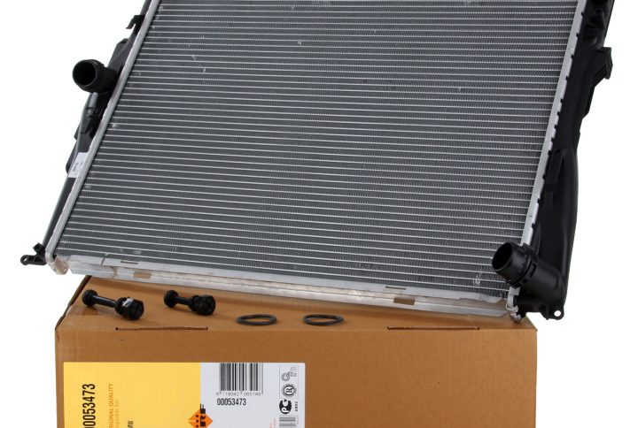 BMW X1 E84 / 3 SERIES E90 2.0 L , 3.0 L ENGINE RADIATOR