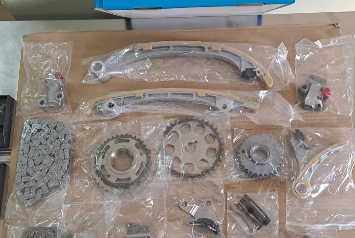 TOYOTA HILUX TGN126 / COASTER TRB50L 2.7 L 2TR-FE TIMING CHAIN KIT