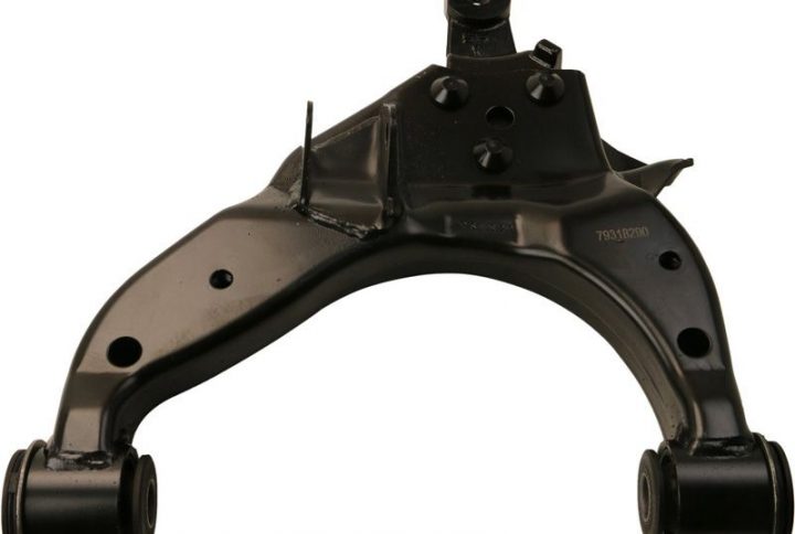 TOYOTA LAND CRUISER PRADO J90 / J95 FRONT LEFT LOWER CONTROL ARM ASSEMBLY