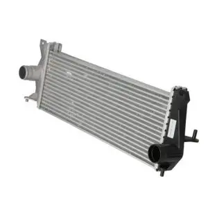 LAND ROVER DEFENDER PUMA 2.2 L TD4 INTERCOOLER